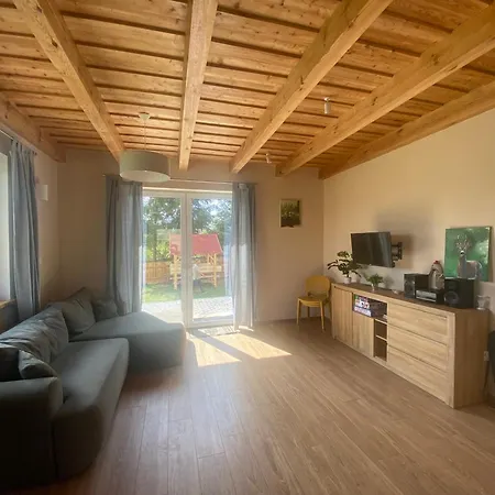 Dom Na Wylacznosc-blisko Wyciag Narciarski Miłki